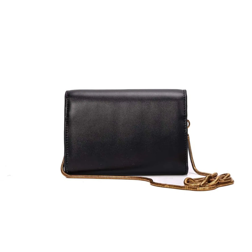 BOLSA CARTEIRA SOFT LISO TRANSVERSAL PRETA SANTA LOLLA